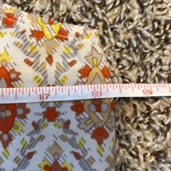 đ
șSanctuaryâEUCâOrange YellowâFloralâAbstractâPrintâButtonâDownâSleevelessâBlouse - Picture 6 of 7